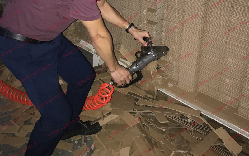 臺灣速耐清廢機(jī)紙箱使用